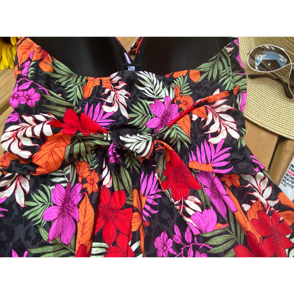 Swimsuits for All Swim Dress 16 V-Neck Halter Floral Print NEW - Picture 5 of 8